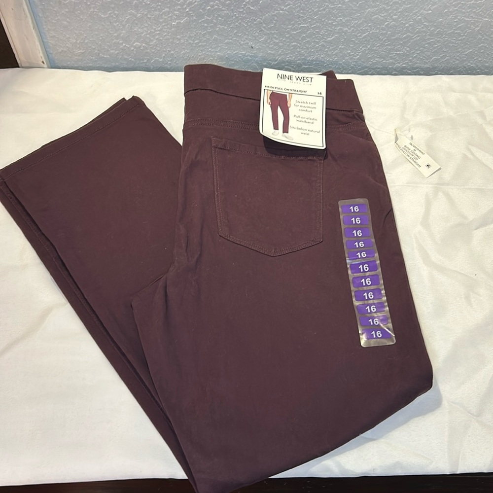 NWT Nine West Jeans Heidi pull on straight leg pants